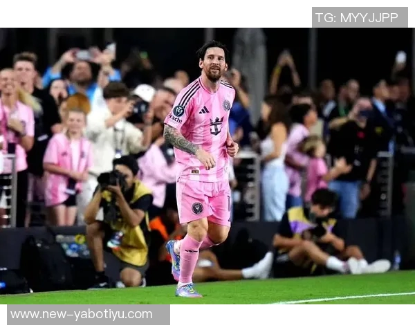 马卡报道梅西有望借贝克汉姆条款重返巴萨诺坎普之夜引发热议 马卡报道梅西有望借贝克汉姆条款重返巴萨诺坎普之夜引发热议